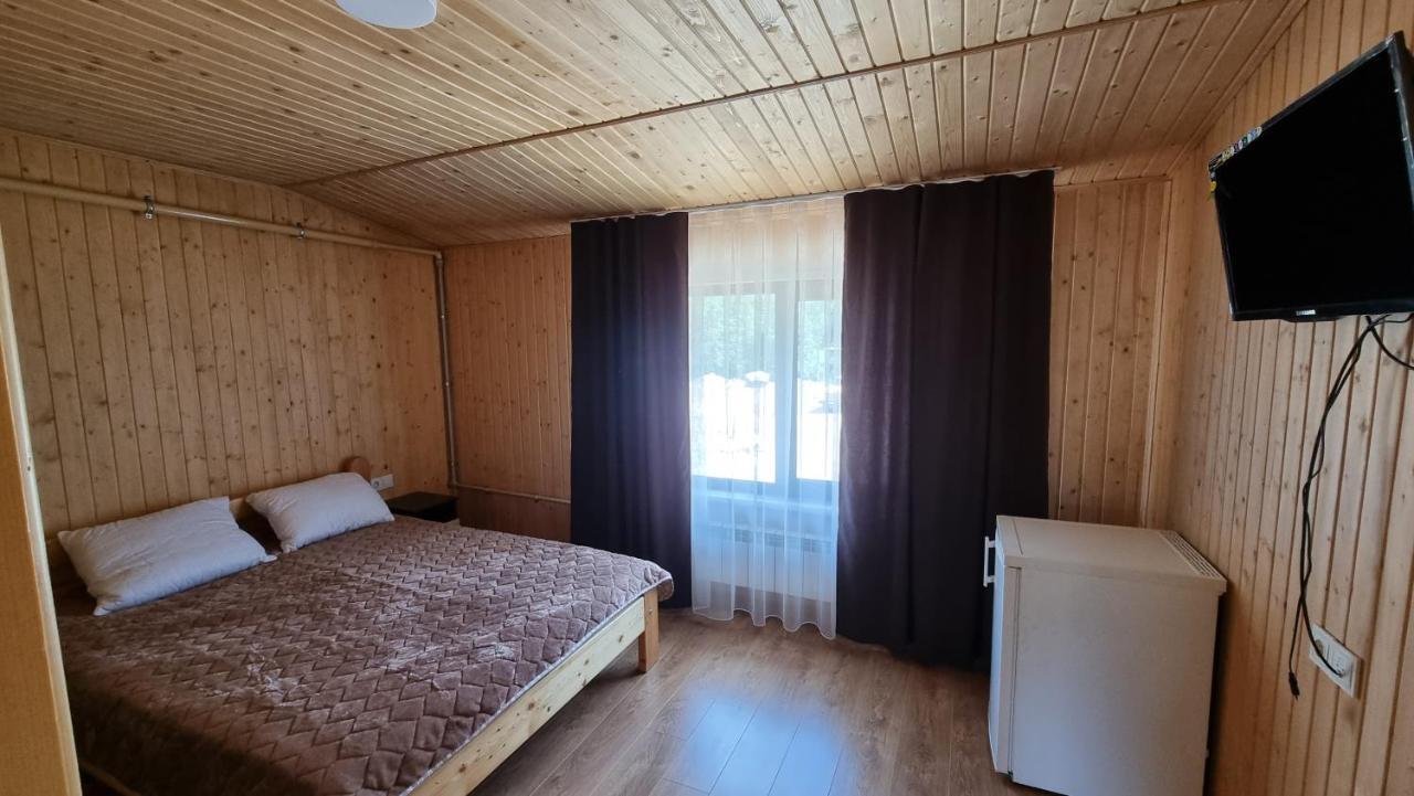 Villa Paraiso Karpaty Tesnitska Kültér fotó