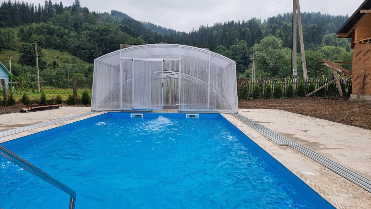 Villa Paraiso Karpaty Tesnitska Kültér fotó